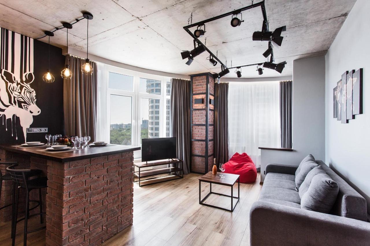 דירות אודסה Arcadia Loft Style מראה חיצוני תמונה